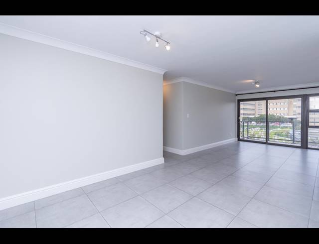 3 BEDROOM APARTMENT TO LET IN OBSERVATORY